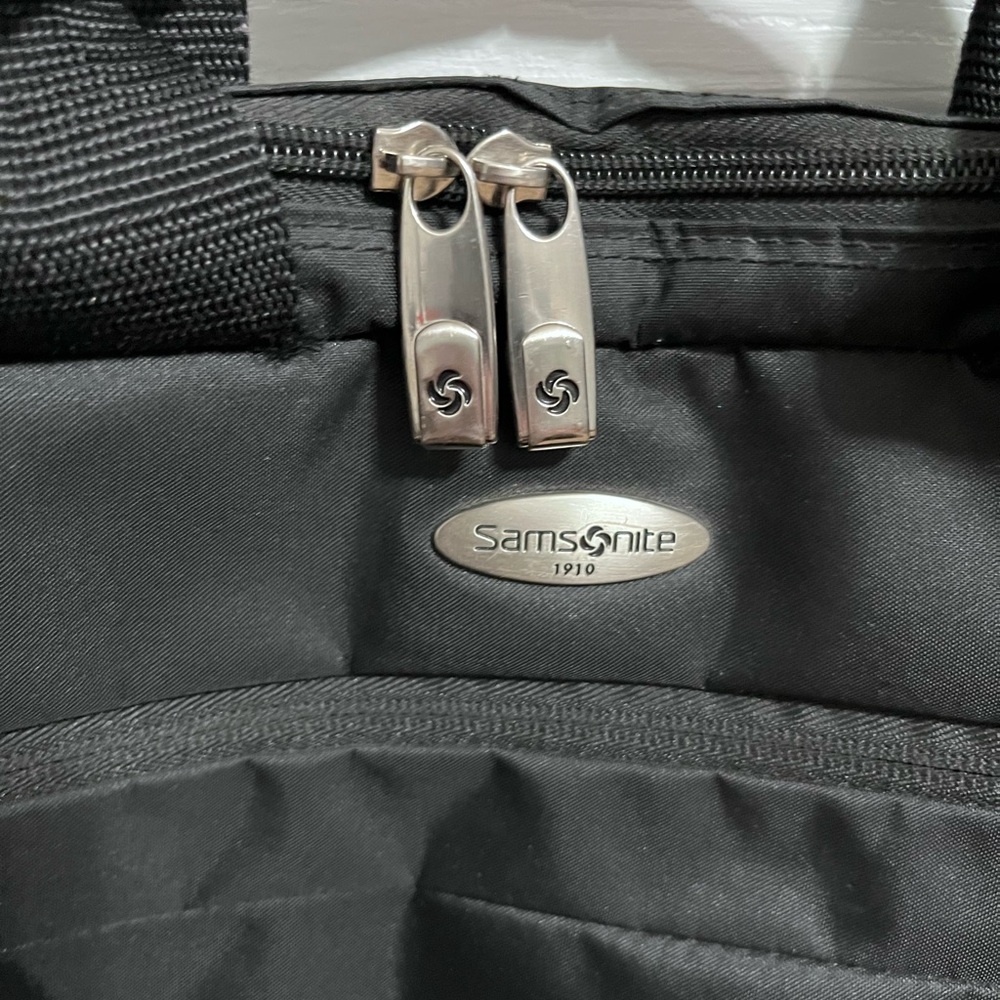Samsonite Black Laptop Bag - Picture 8 of 8